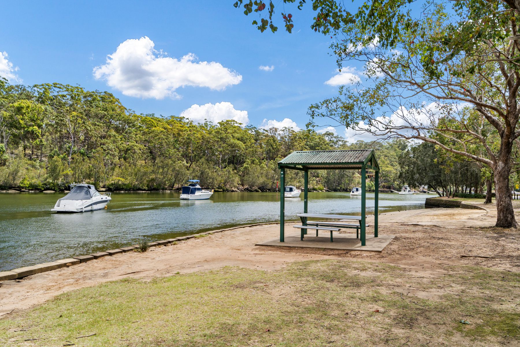 013 Open2view ID914856 59A Carinya Avenue