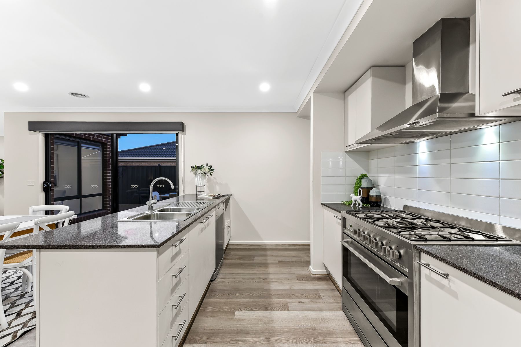 3 Walbrook Drive, Clyde North, VIC 3978, Clyde North - Thumbnail 5