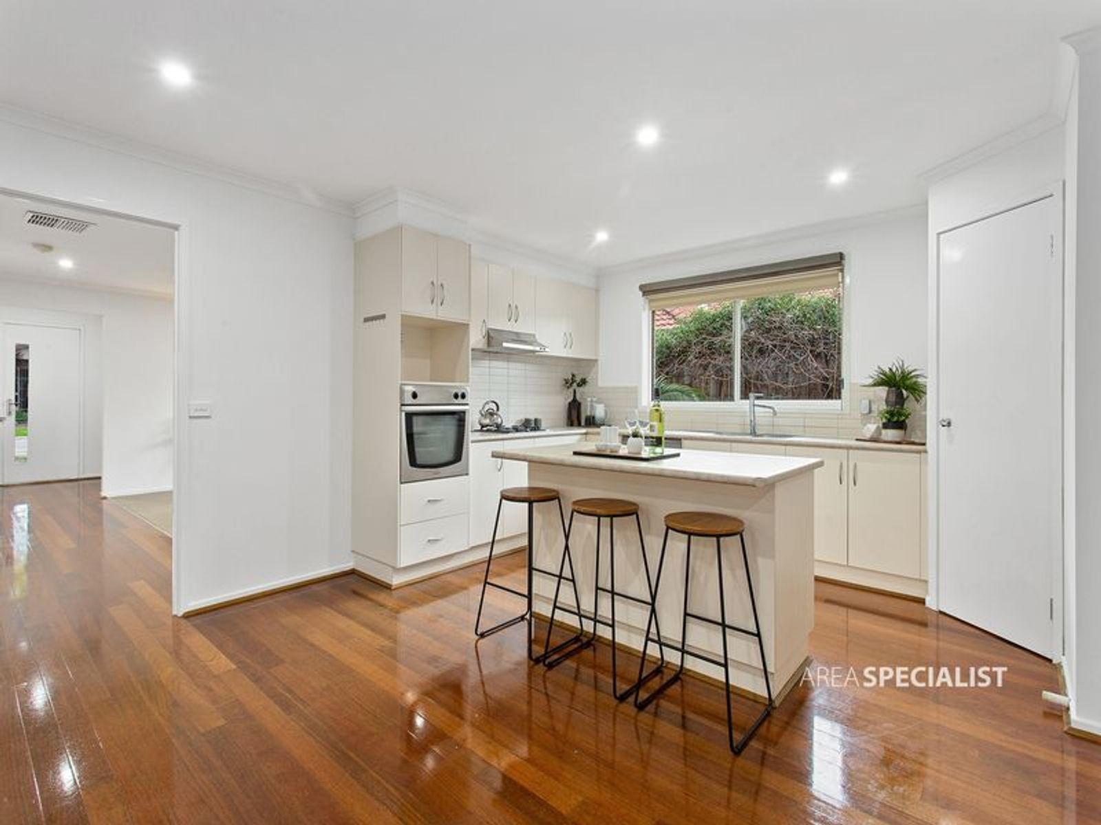 10 Phoenix Avenue, Cranbourne, VIC 3977, Cranbourne - Thumbnail 5