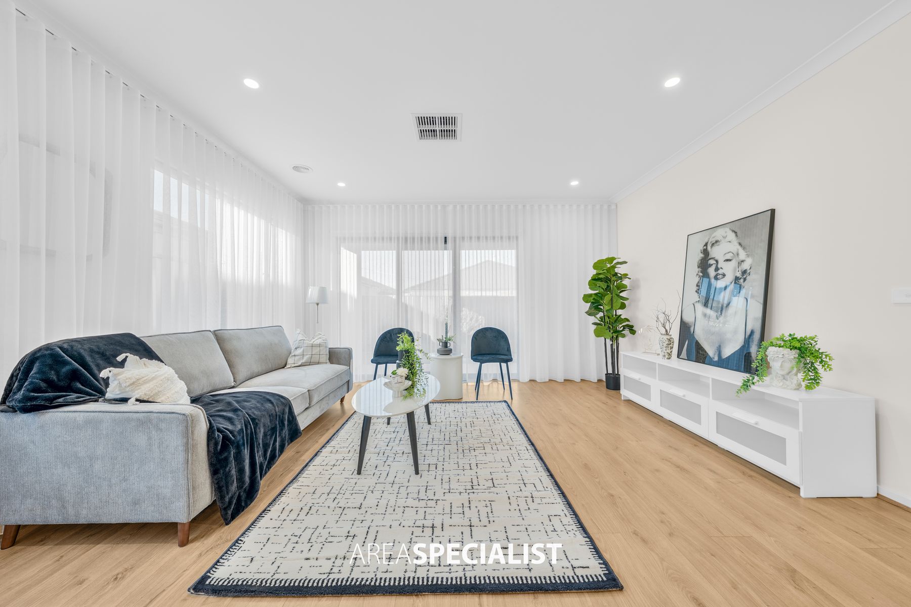 17 Magenta Street, Clyde North, Clyde North - Thumbnail 4