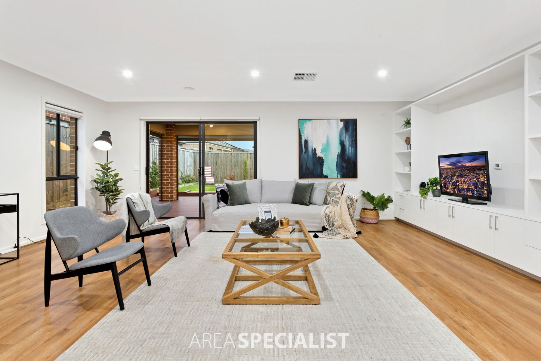 4 Shimar St, Clyde North, VIC 3978, Clyde North - Thumbnail 3