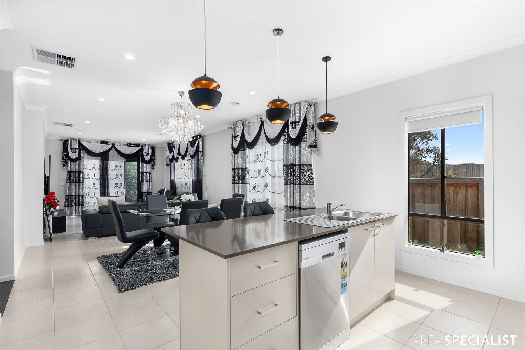 75 Mantello Drive, Werribee, VIC 3030, Werribee - Thumbnail 7
