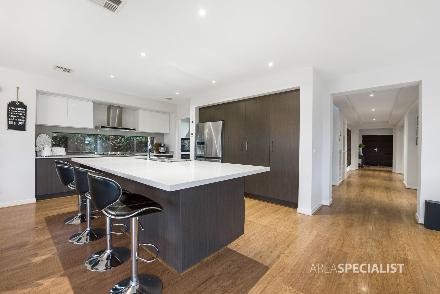 16 Hub Street, Werribee, VIC 3030, Werribee - Thumbnail 7
