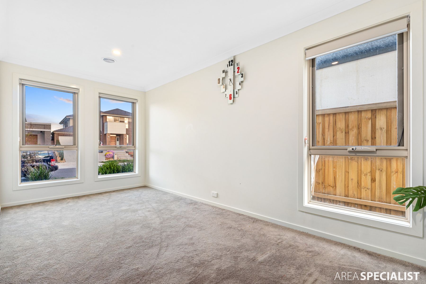 17 Giaconda Road, Point Cook, VIC 3030, Point Cook - Thumbnail 3