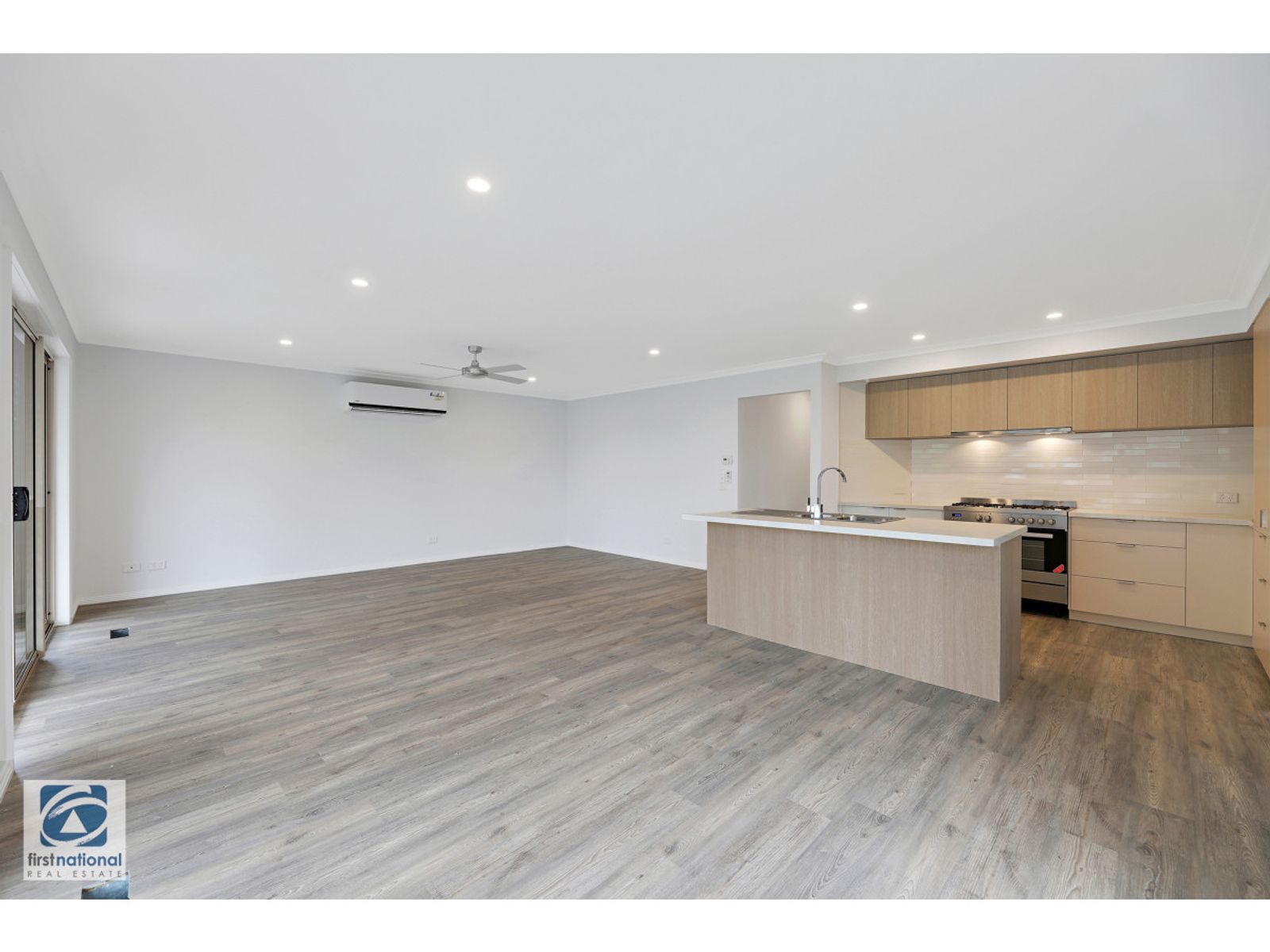 19 Eade Avenue, Warragul, VIC 3820, Warragul - Thumbnail 8