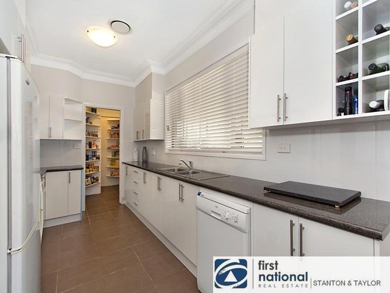 45 Sandringham Avenue, Cambridge Park - Thumbnail 6