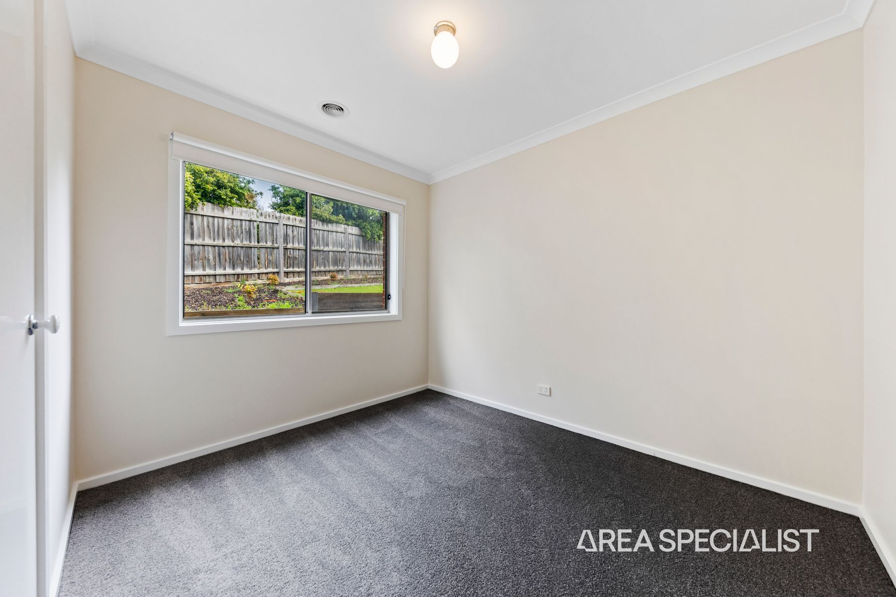 18 Green Orchid Circuit, Pakenham, VIC 3810, Pakenham - Thumbnail 7