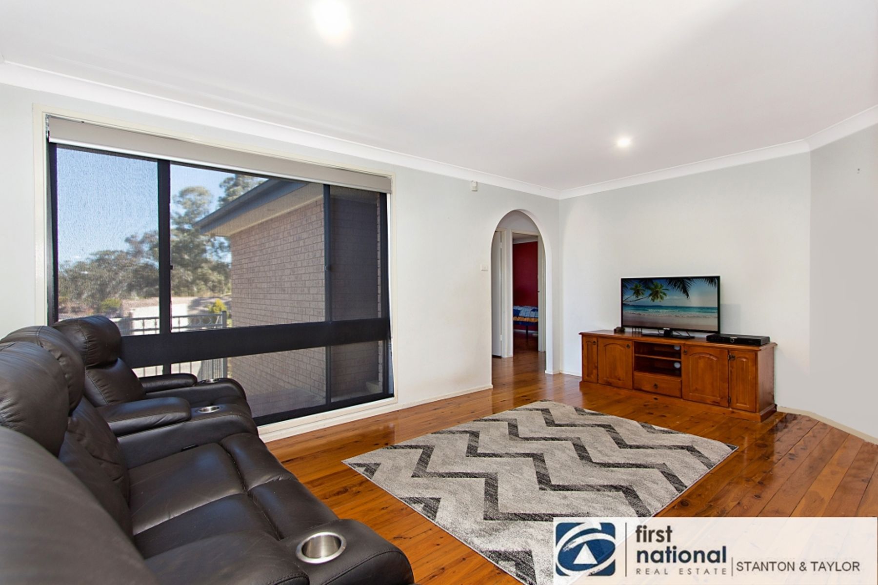 19 Seaton Crescent, Cranebrook - Thumbnail 3