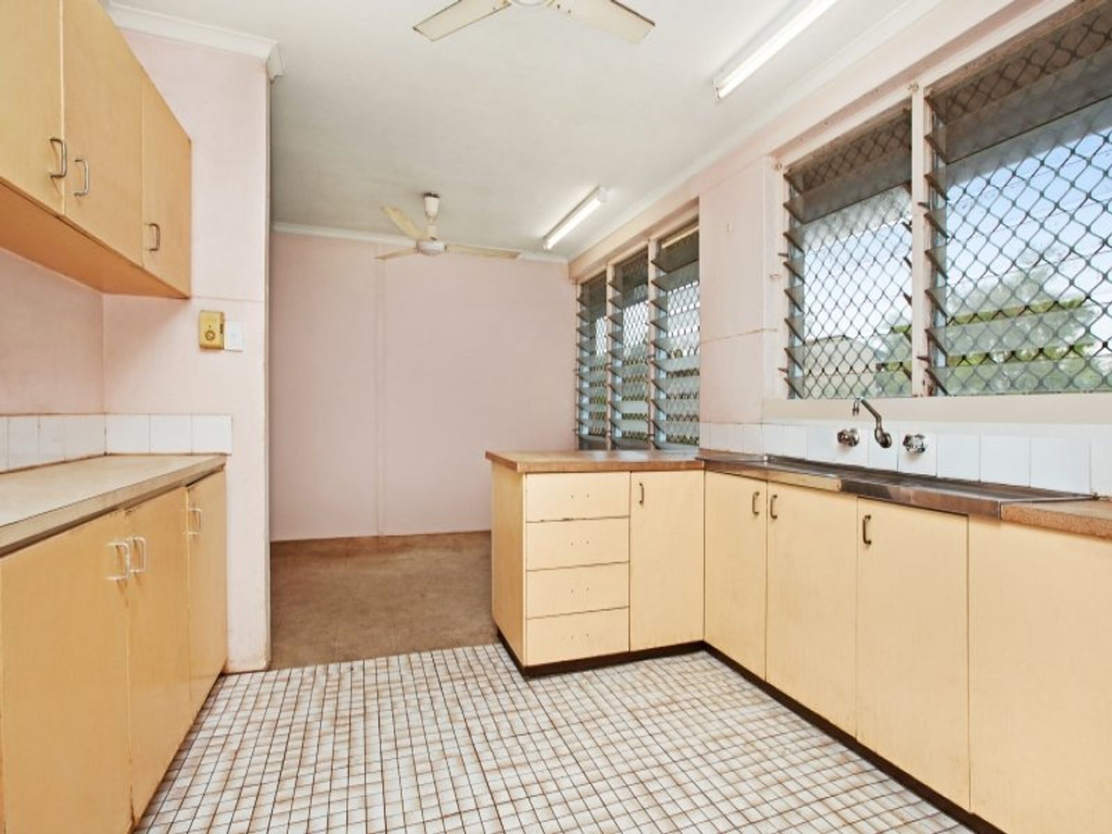 3 Colster Crescent, Wagaman NT 0810, Wagaman - Thumbnail 4