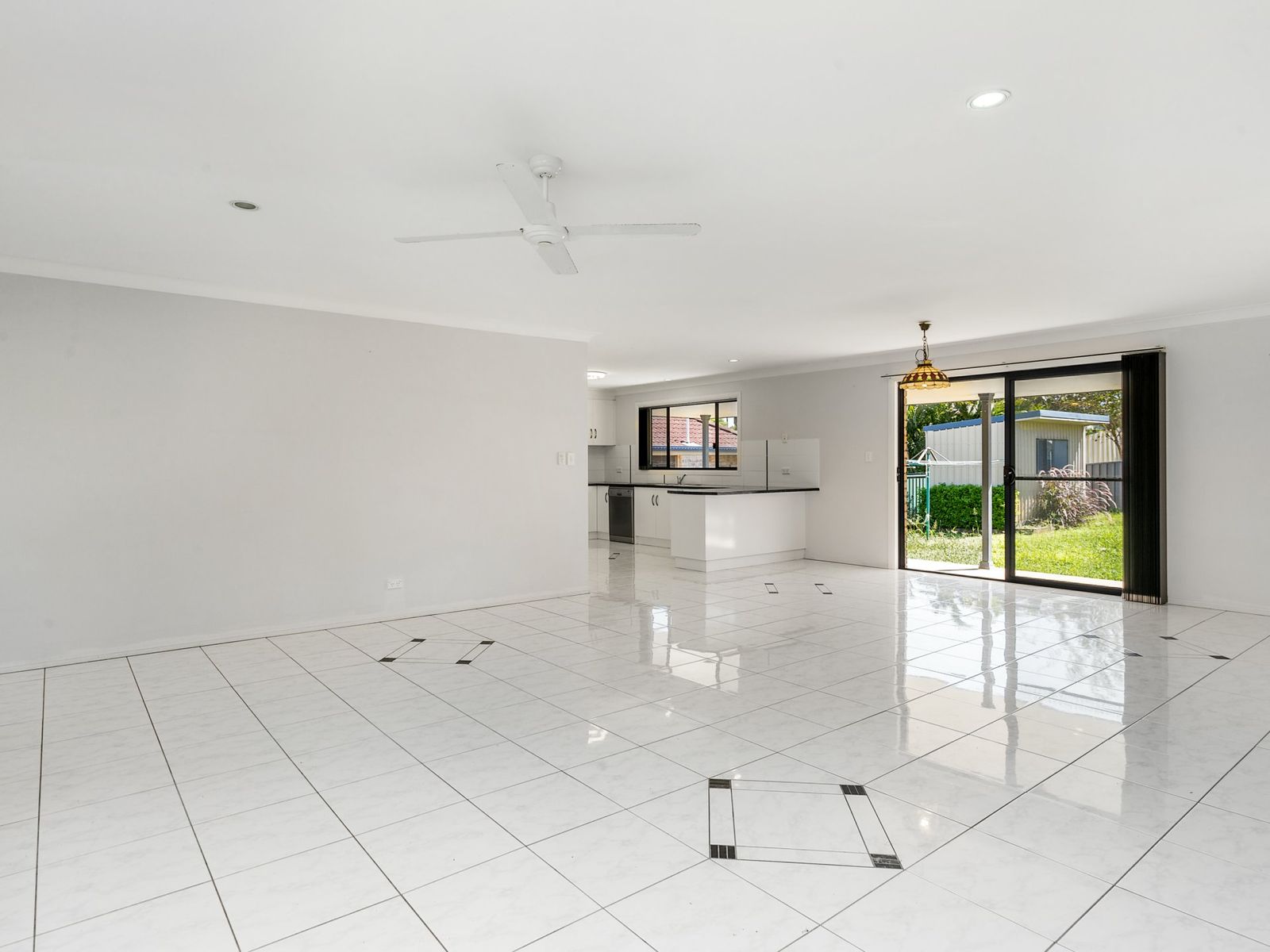 6 Laurel Avenue, Casino - Thumbnail 8
