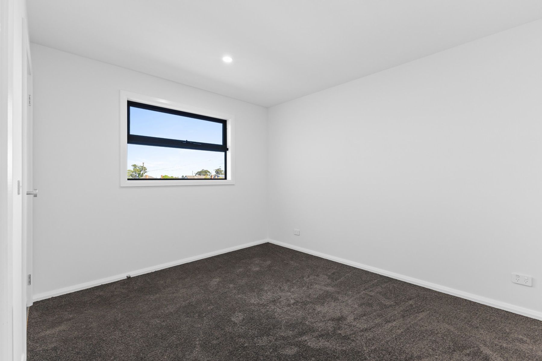 2/11 Hawker Street, Moe VIC 3825, Moe - Thumbnail 8