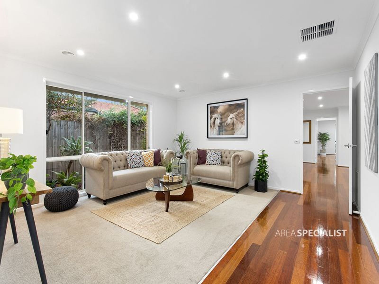 10 Phoenix Avenue, Cranbourne, VIC 3977, Cranbourne - Thumbnail 4