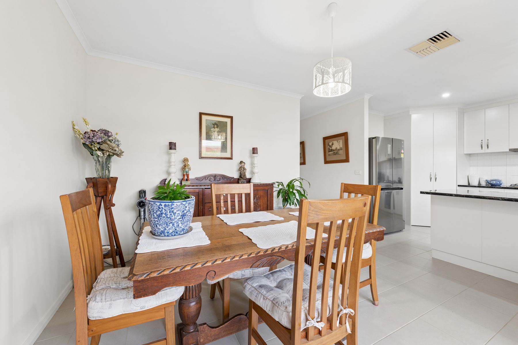 1/5 Golden Grove, Red Cliffs - Thumbnail 6
