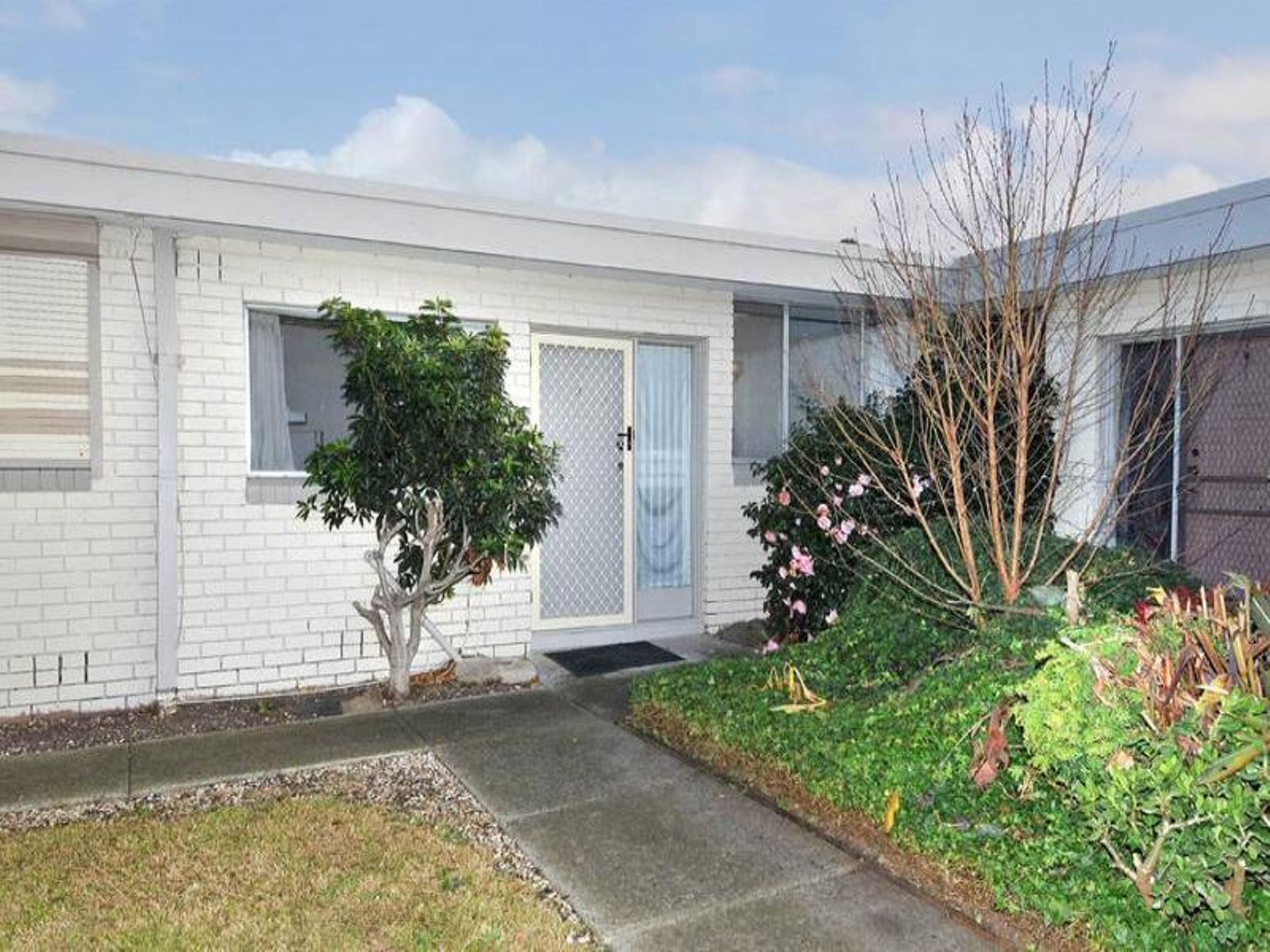 2/23A Beckett Street South $200,000 - $220,000, Glenroy - Thumbnail 4