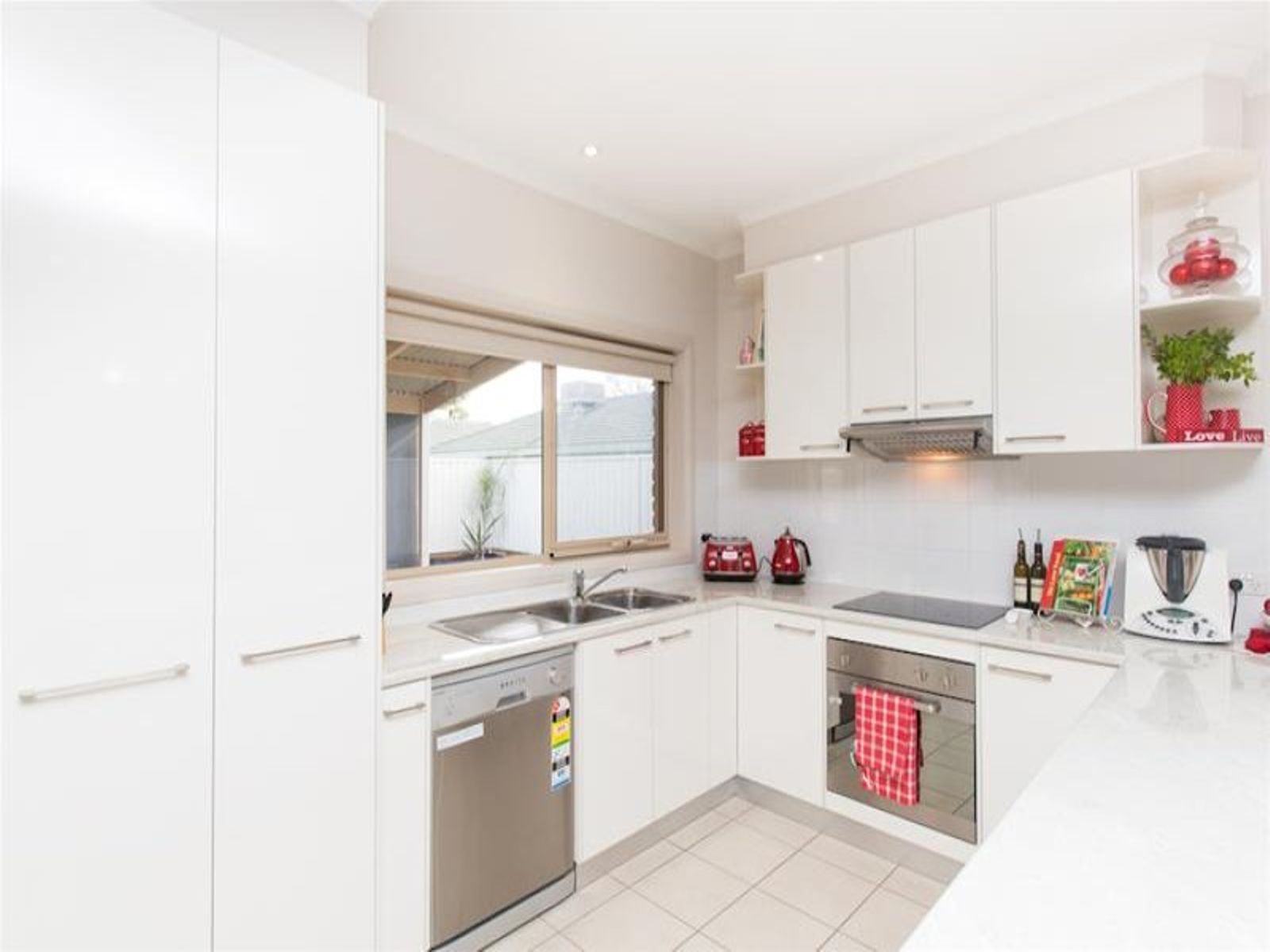 19 Steven Street, Mildura - Thumbnail 2