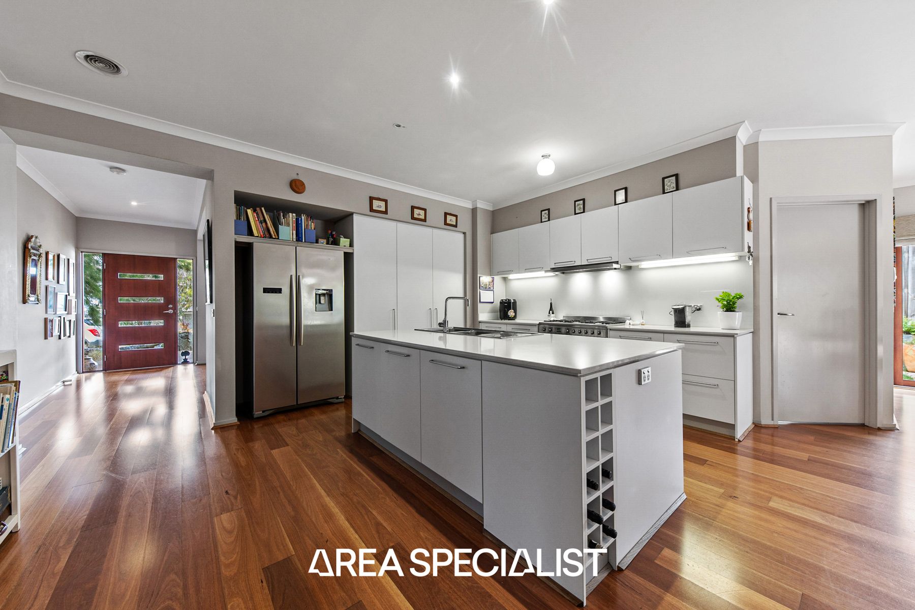 18 Manna Gum Drive, Pakenham, VIC 3810, Pakenham - Thumbnail 3