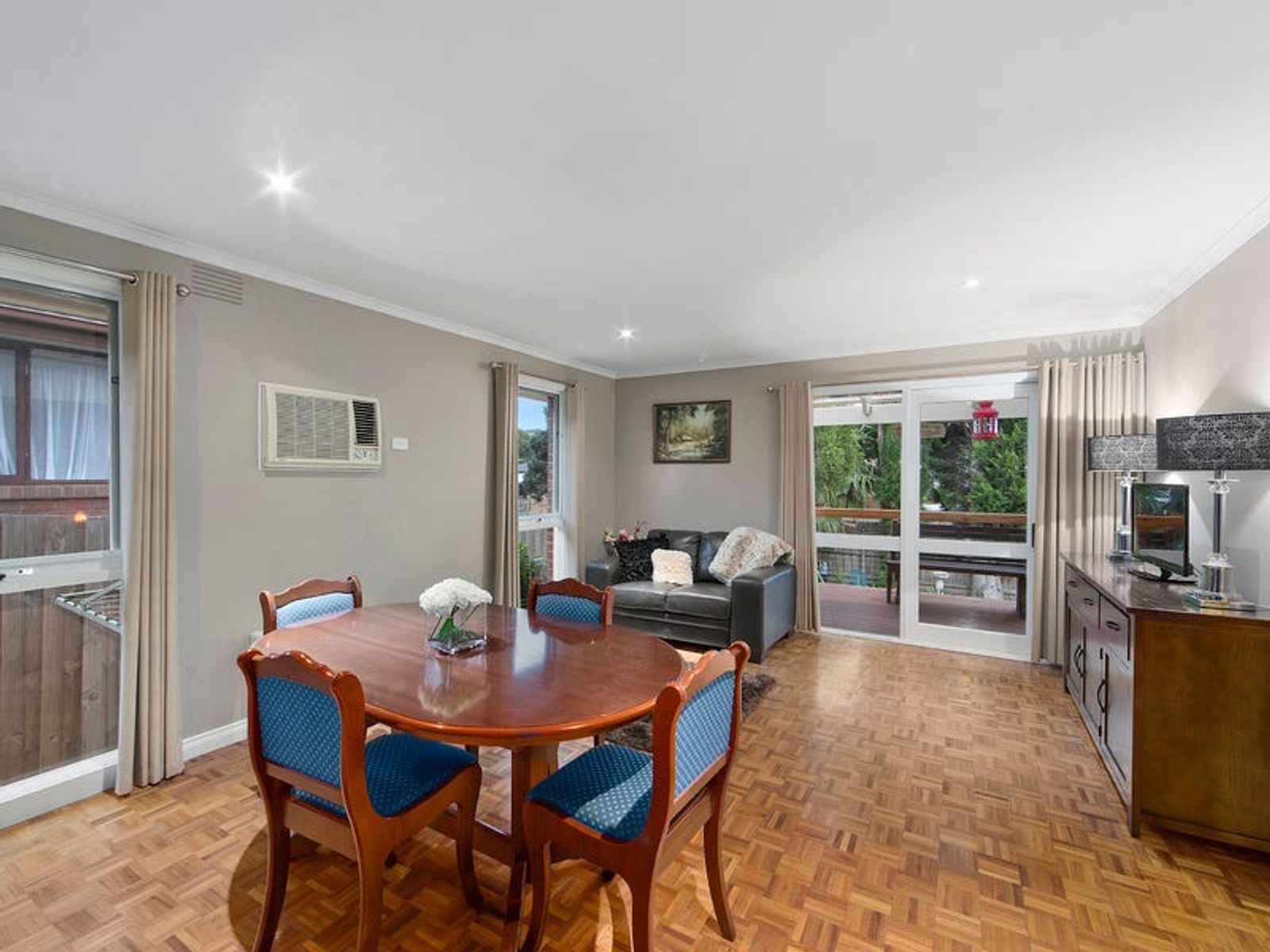 55 Mildura Crescent, Endeavour Hills, VIC 3802, Endeavour Hills - Thumbnail 4