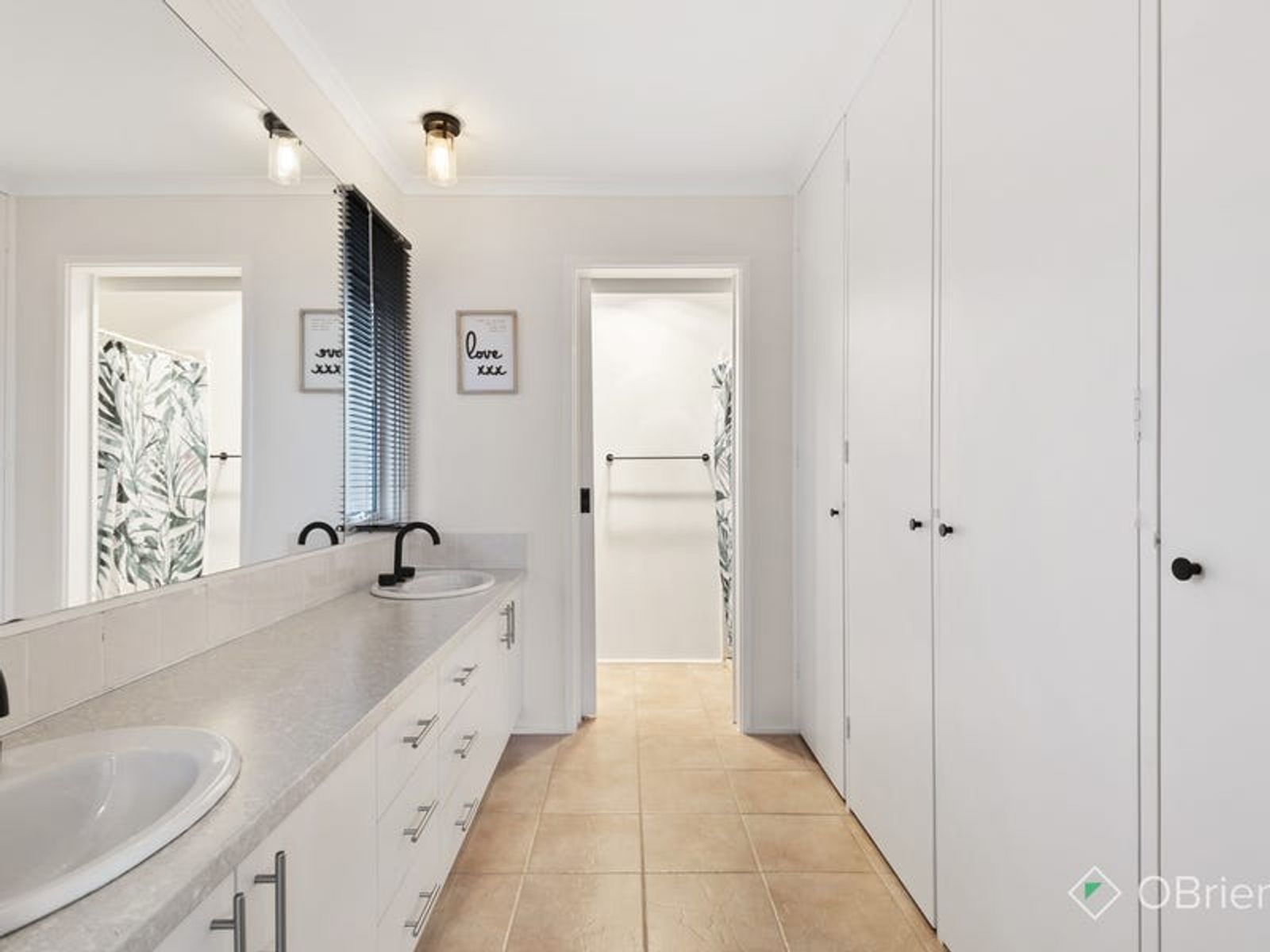 35 Charles Green Avenue, Endeavour Hills, VIC 3802, Endeavour Hills - Thumbnail 6
