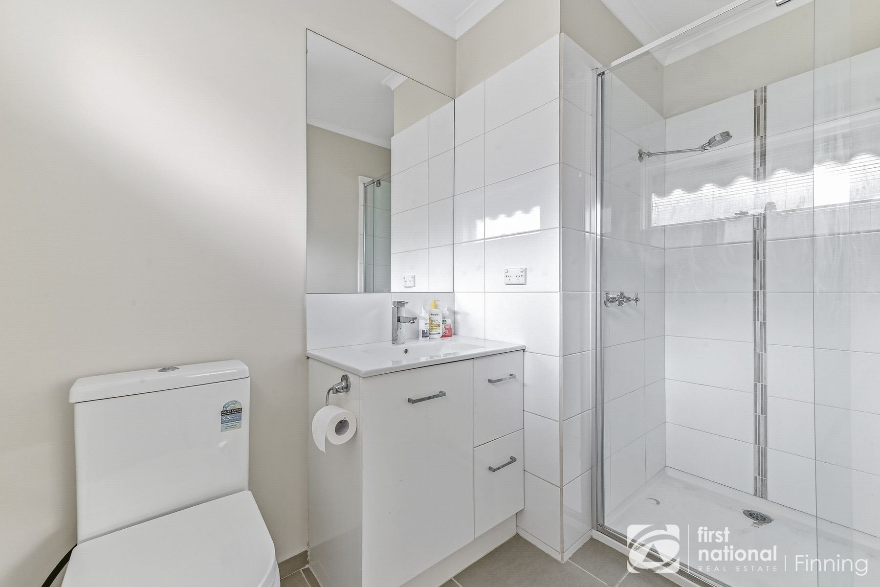 11 Evelyne Avenue, Cranbourne VIC 3977, Cranbourne - Thumbnail 8