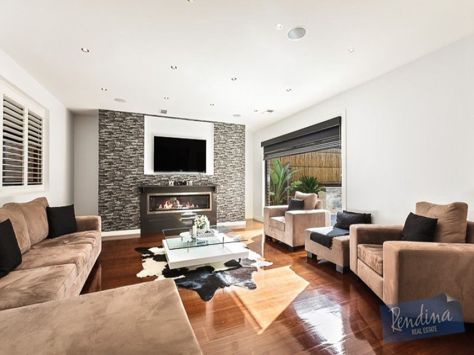 44 Lind Street, Strathmore - Thumbnail 3