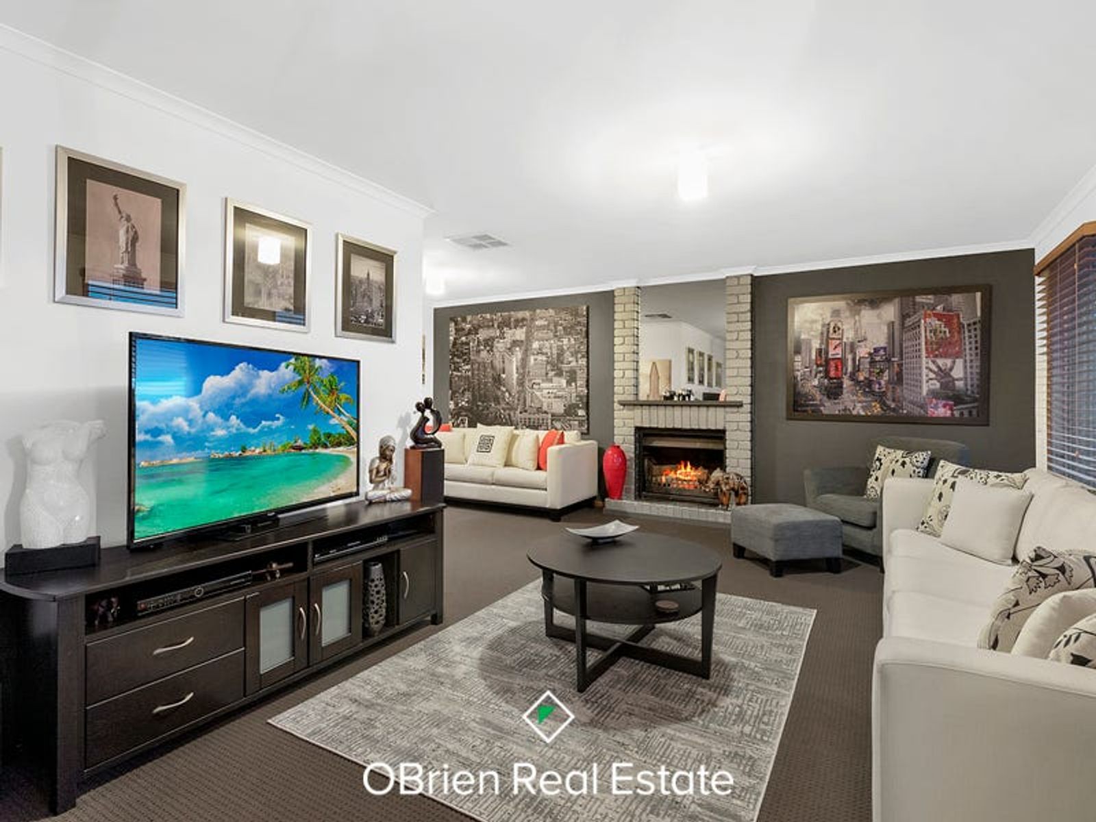 10 Hamstead Court, Endeavour Hills, VIC 3802, Endeavour Hills - Thumbnail 2