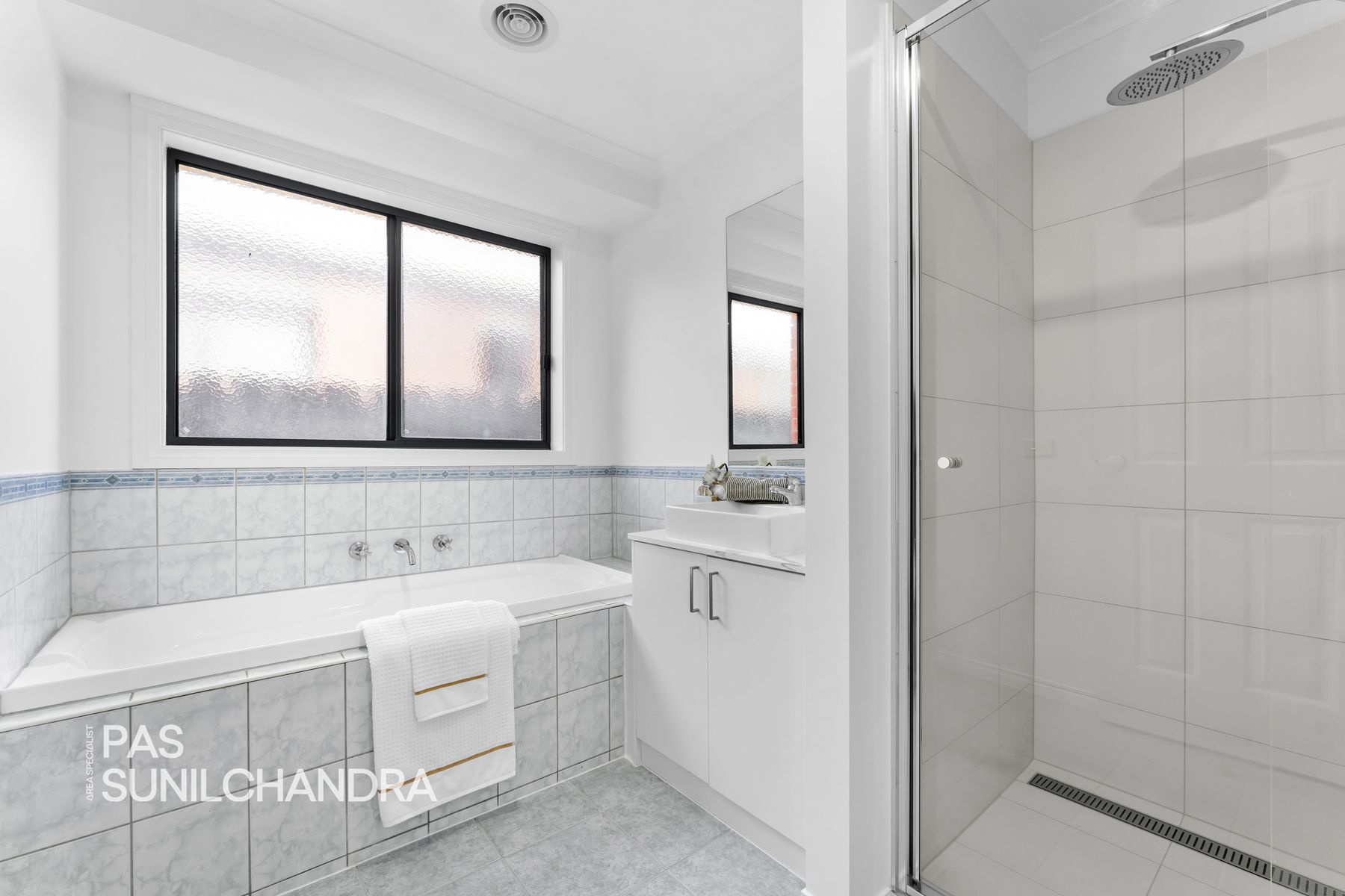 3 Bellbrae Crescent, Cranbourne West, Cranbourne West - Thumbnail 8