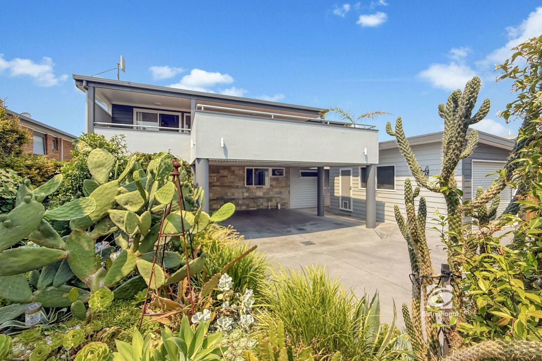 32 Lakeside Drive, Lake Tyers Beach VIC 3909
