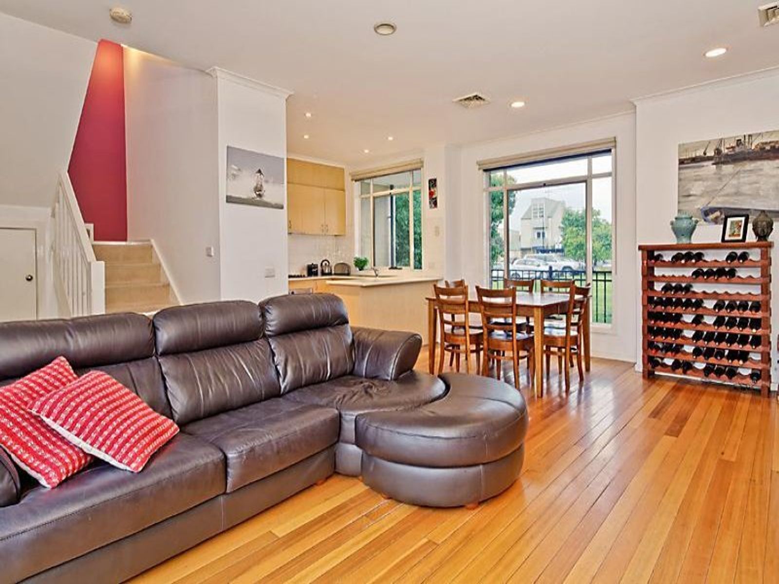 183 The Crescent, Kensington - Thumbnail 4