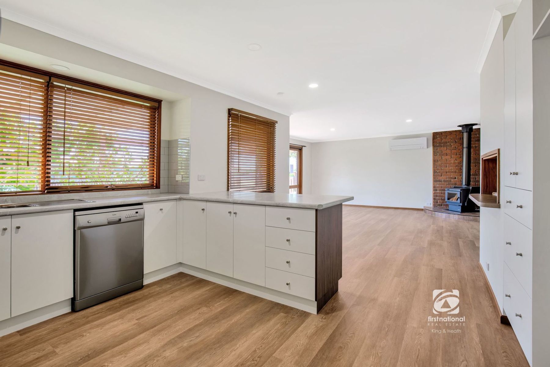7 Burden Place, Paynesville, VIC 3880, Paynesville - Thumbnail 2
