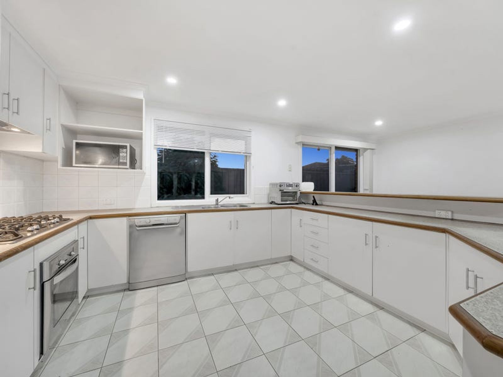 7 Patricia Court, Hampton Park, VIC 3976, Hampton Park - Thumbnail 5