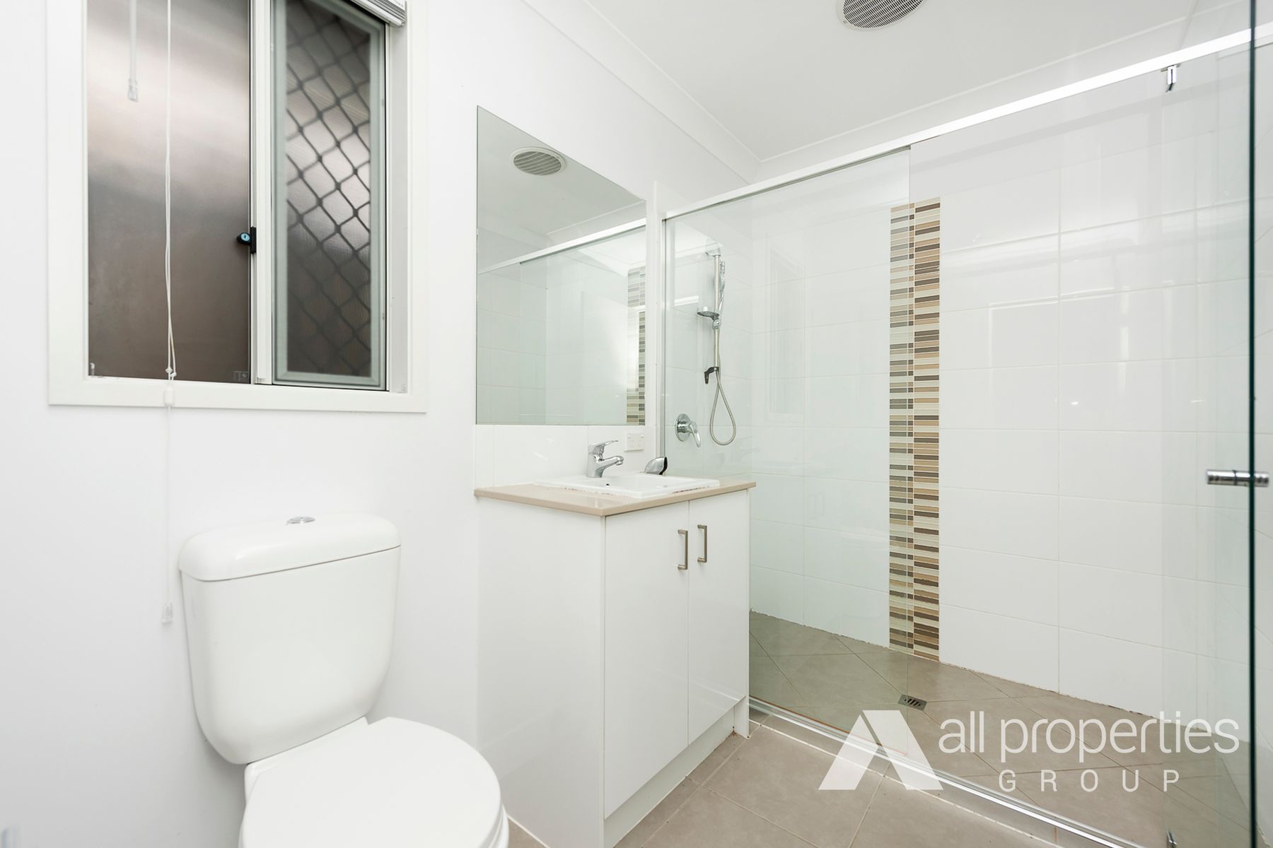 8 Tanzanite Avenue, Logan Reserve QLD 4133, Logan Reserve - Thumbnail 7