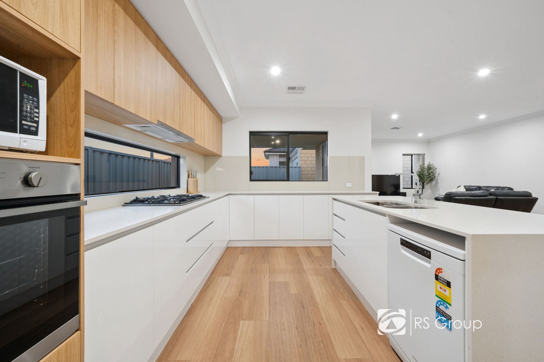 66 Novelli Parade, Piara Waters WA 6112, Piara Waters - Thumbnail 5