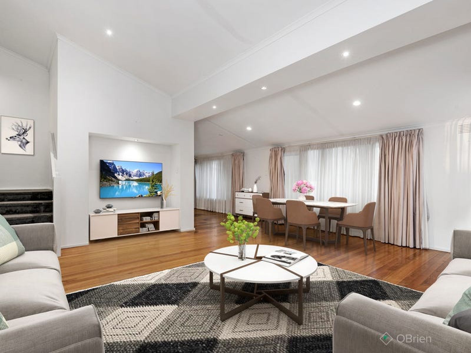 91 James Cook Drive, Endeavour Hills, VIC 3802, Endeavour Hills - Thumbnail 2