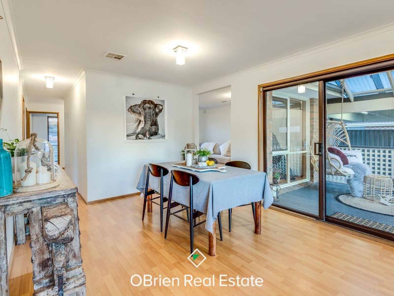 58 Girvan Circuit, Endeavour Hills, VIC 3802, Endeavour Hills - Thumbnail 3