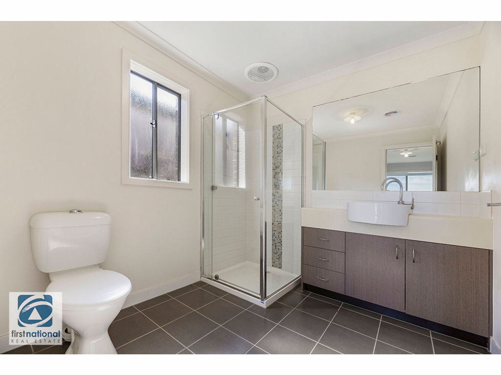 8 Rowan Walk, Drouin, VIC 3818, Drouin - Thumbnail 8