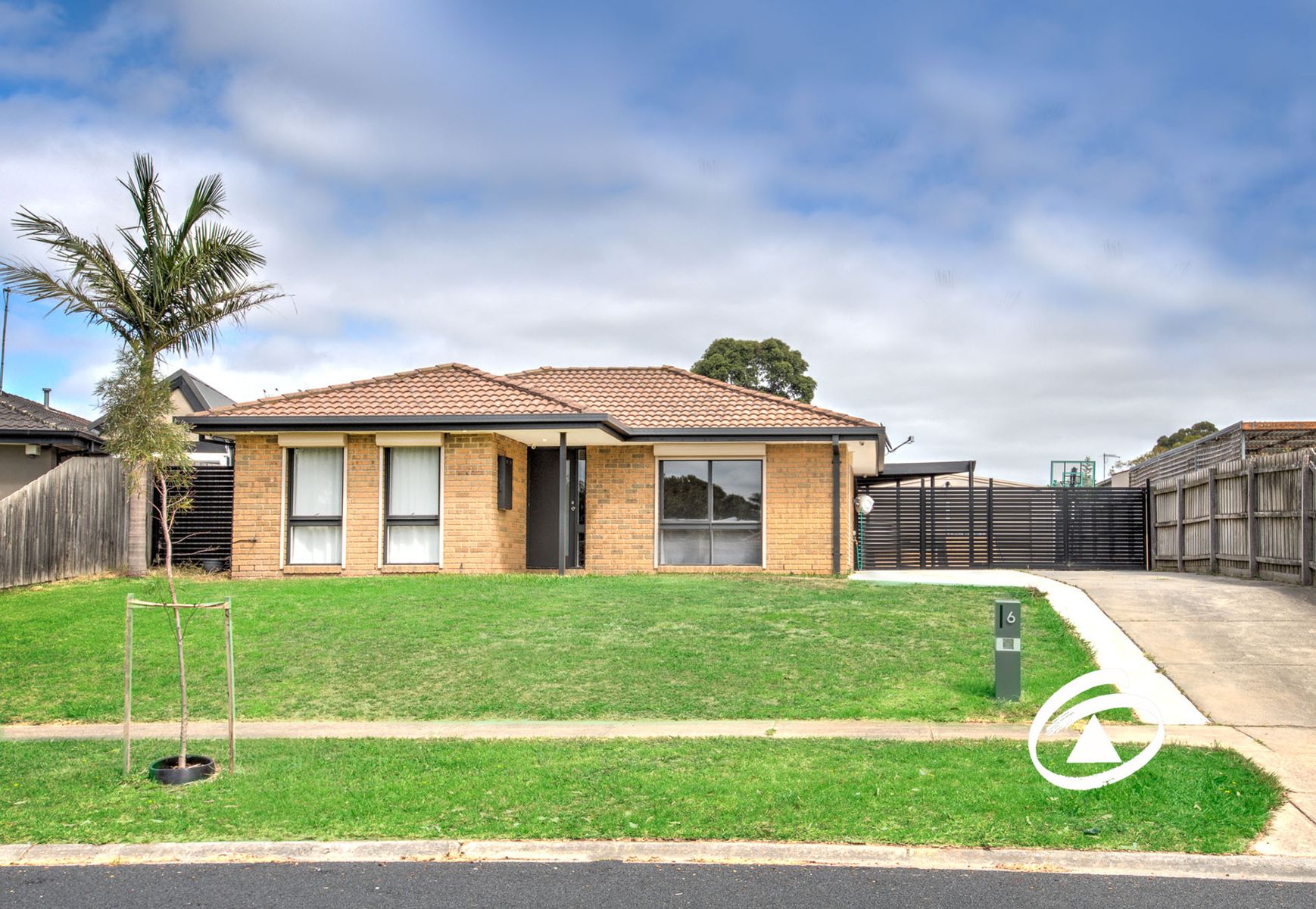 6 Bluegrass Crescent, Pakenham VIC 3810