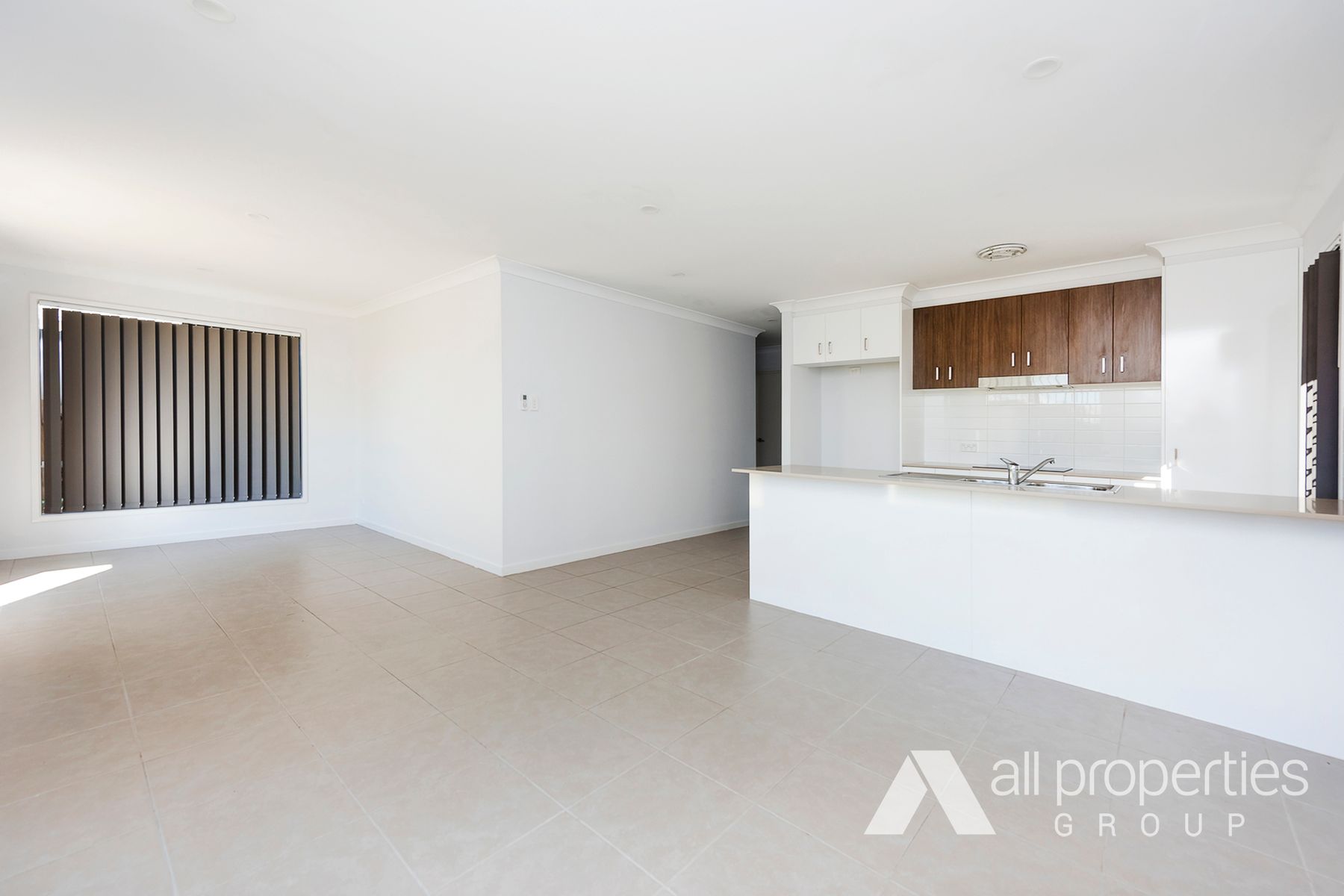 8 Tanzanite Avenue, Logan Reserve QLD 4133, Logan Reserve - Thumbnail 3