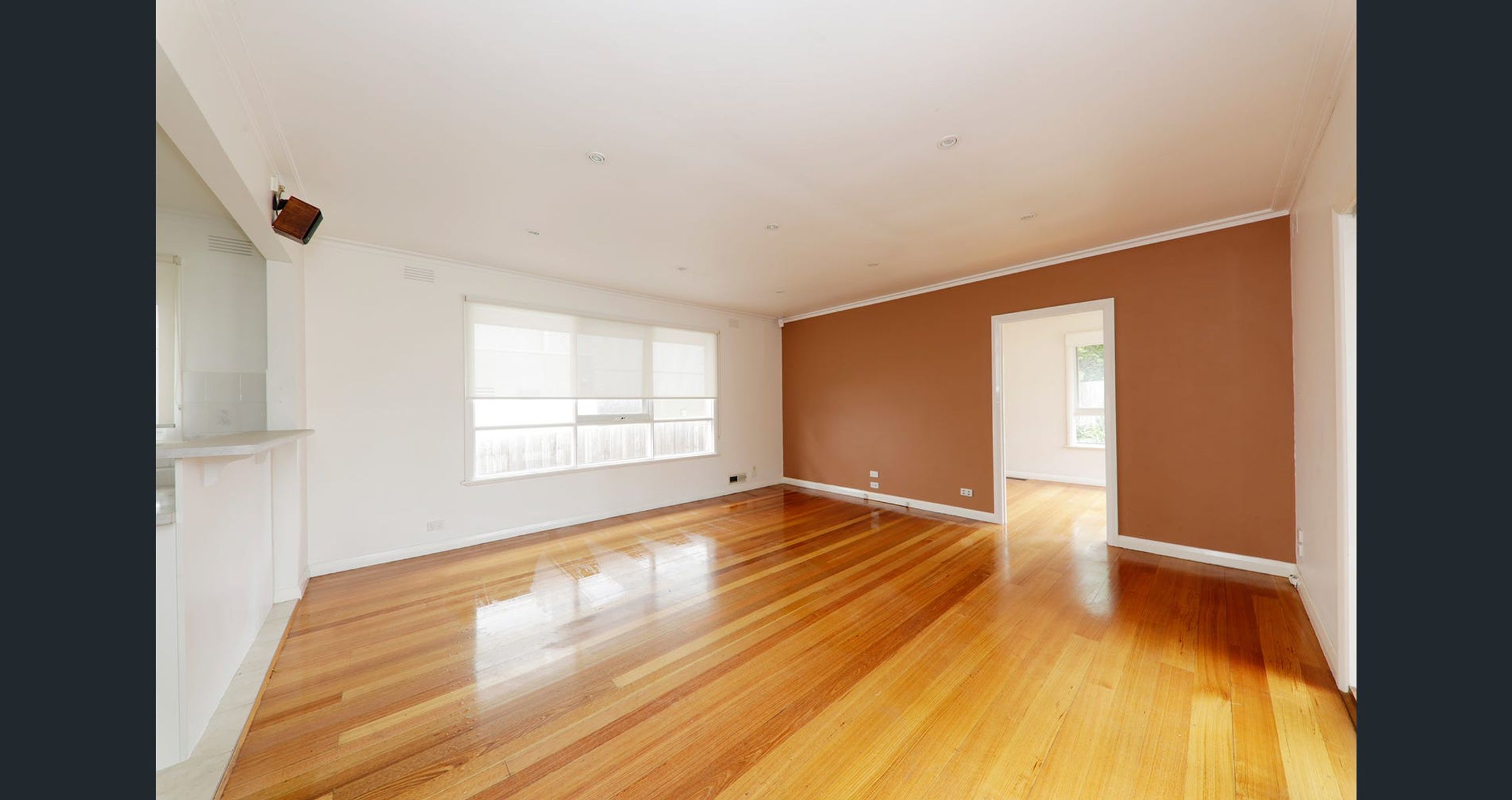 35 Fairview Road, Mount Waverley VIC 3149, Mount Waverley - Thumbnail 2