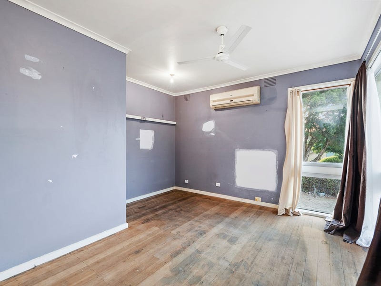 5 Castlecrag Close, Endeavour Hills, VIC 3802, Endeavour Hills - Thumbnail 2