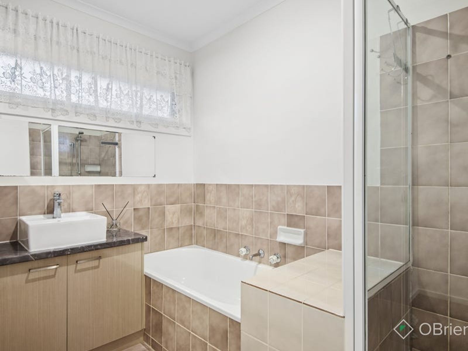 12 Lauriston Drive, Endeavour Hills, VIC 3802, Endeavour Hills - Thumbnail 6