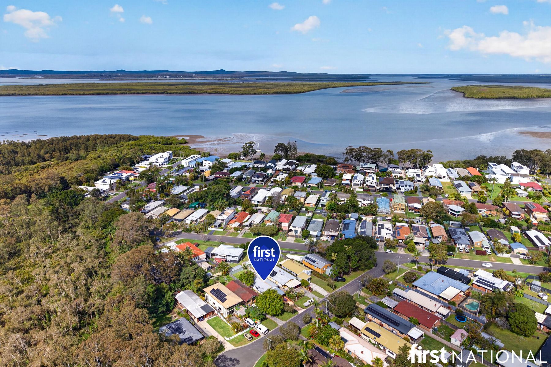 7 Mark Street, Redland Bay QLD 4165