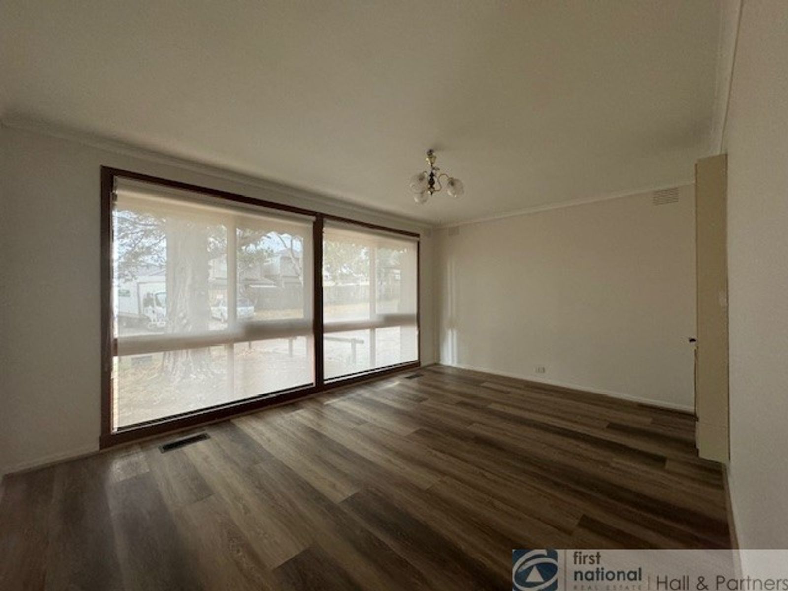 4/50-52 Doveton Avenue, Eumemmerring VIC 3177, Eumemmerring - Thumbnail 2