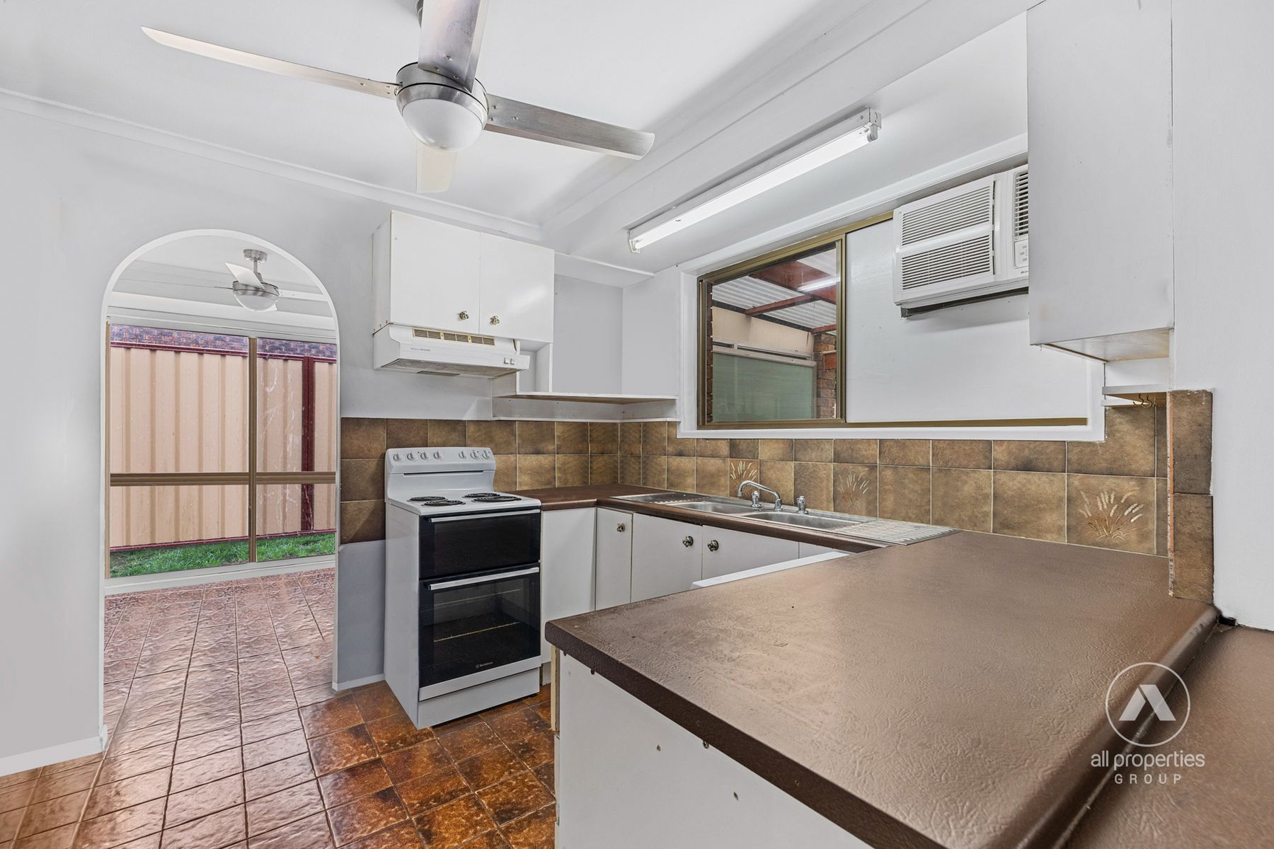 30 Waller Road, Browns Plains QLD 4118, Browns Plains - Thumbnail 4