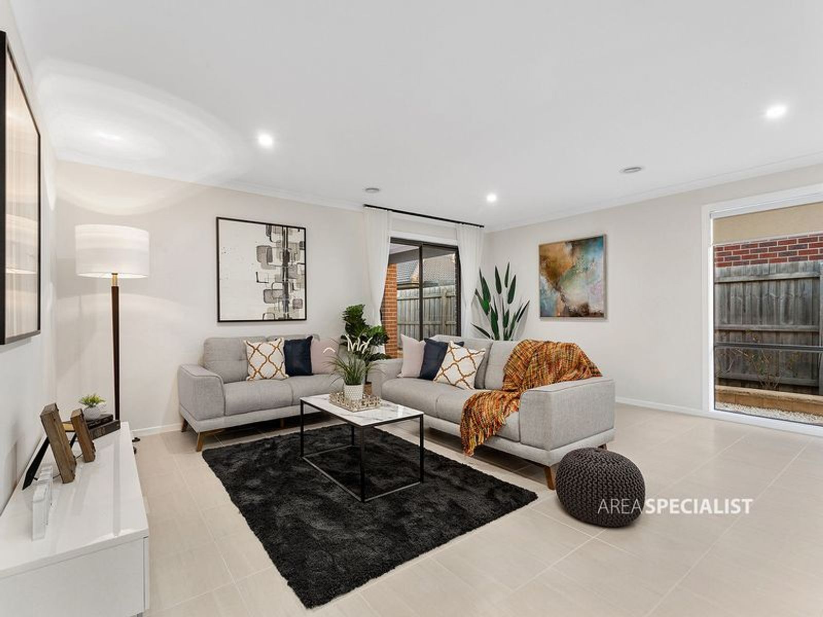 4 Karwarren Way, Cranbourne West, VIC 3977, Cranbourne West - Thumbnail 3