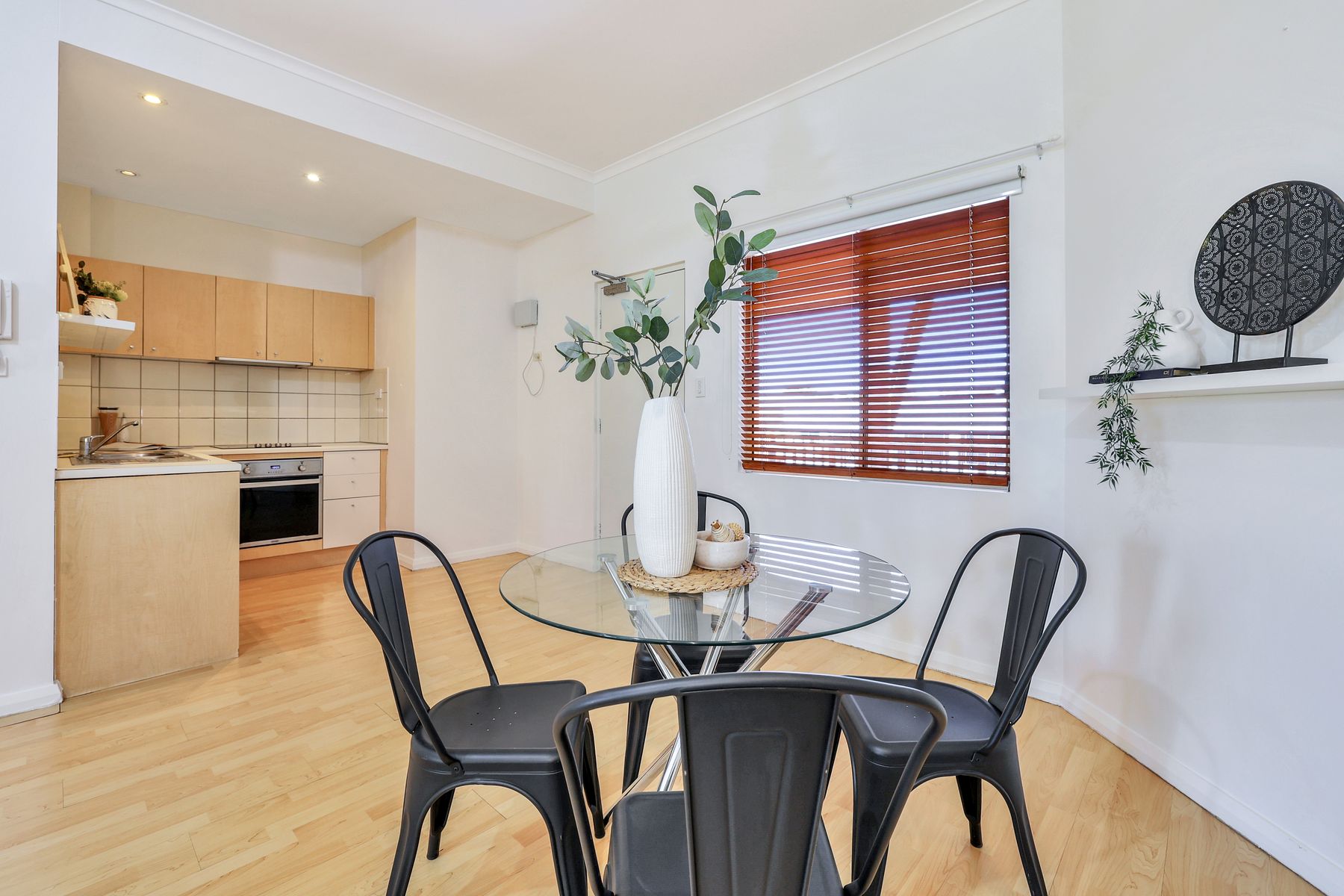20/16-18 Mackillop Street, Parap NT 0820, Parap - Thumbnail 2