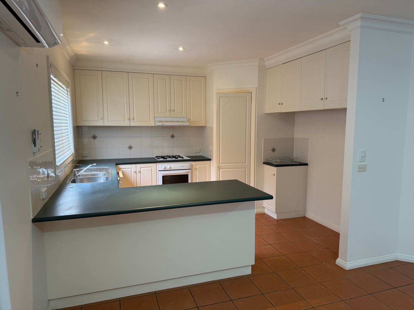 9 Tarella Court, Mildura VIC 3500, Mildura - Thumbnail 2
