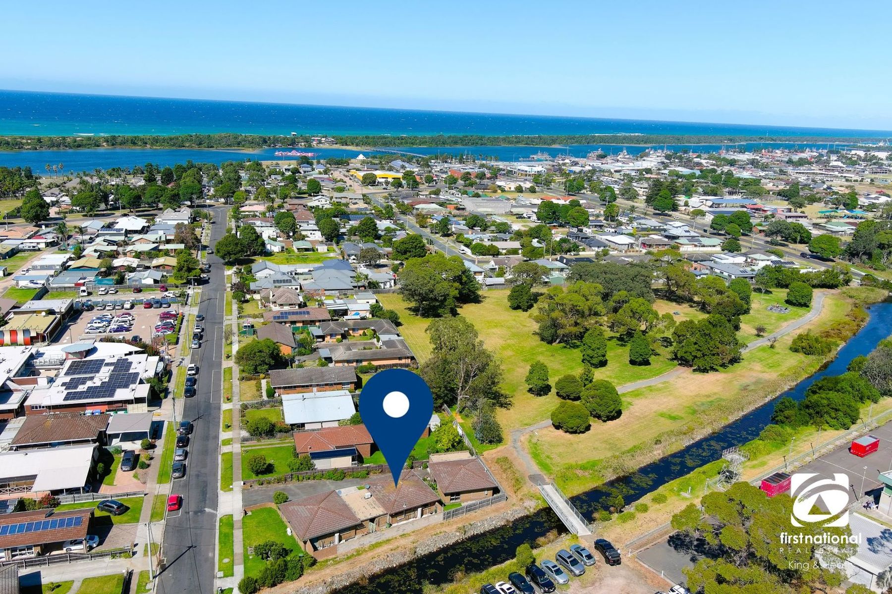 2/31 Jemmeson Street, Lakes Entrance VIC 3909