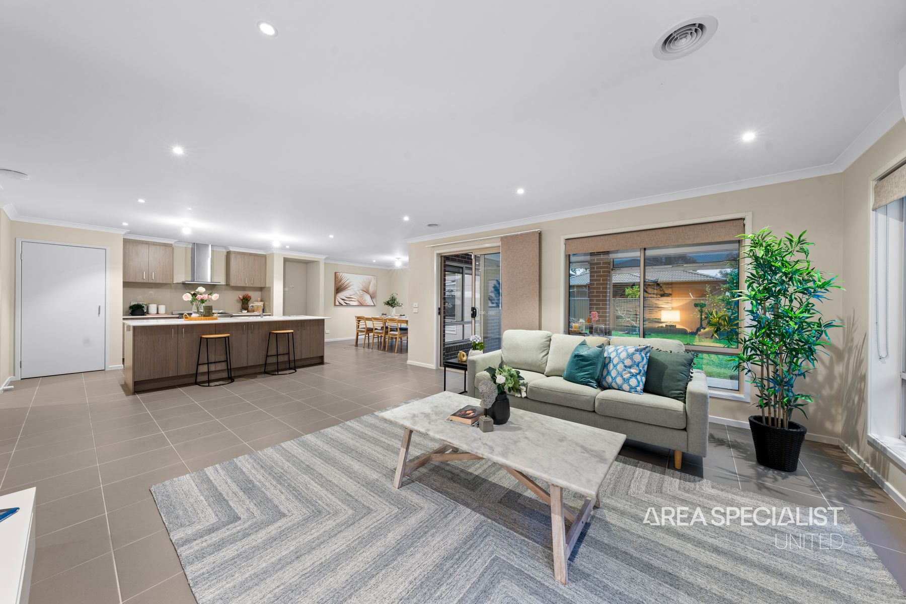 23 Donatello Crescent, Narre Warren, VIC 3805, Narre Warren - Thumbnail 5