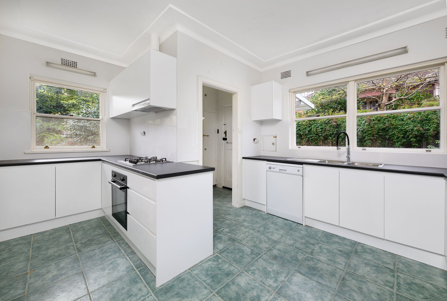 54 Bobbin Head Road, Turramurra NSW 2074, Turramurra - Thumbnail 3