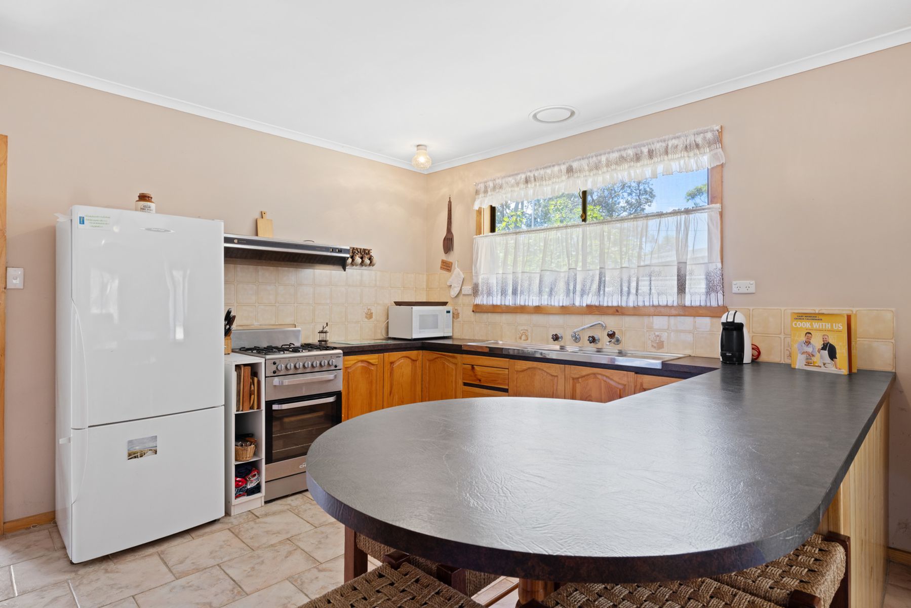 45 Manuka Street, Sandy Point VIC 3959, Sandy Point - Thumbnail 5